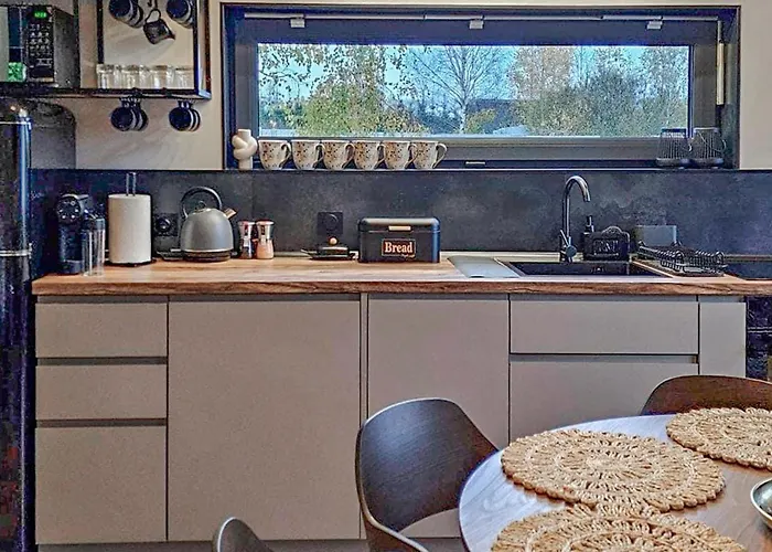 Lovely In Сasa de vacaciones Mścice